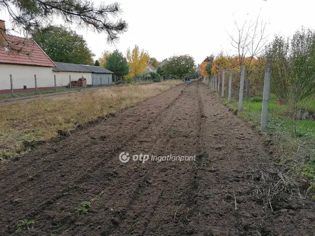 Eladó telek Kiskunmajsa 1053 nm