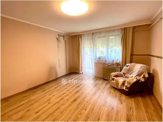 Eladó lakás Csongrád 52 nm