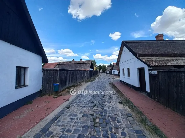 Eladó telek Csongrád 888 nm