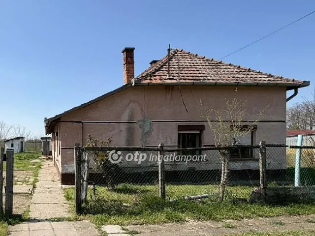 Eladó ház Csanytelek 87 nm