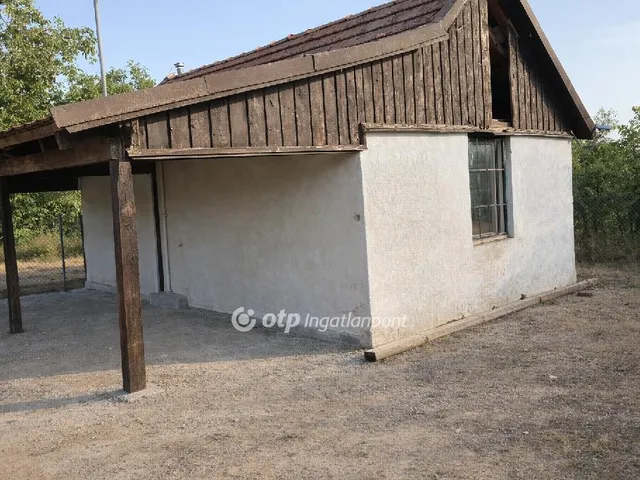 Eladó üdülő és hétvégi ház Csongrád 21 nm