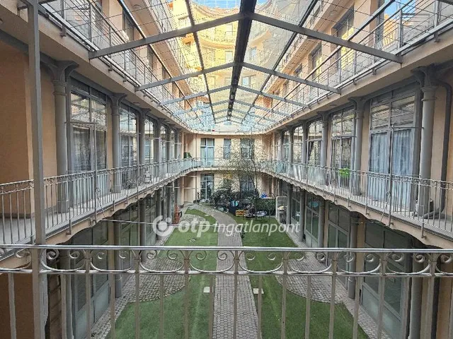 Eladó lakás Budapest VI. kerület 38 nm