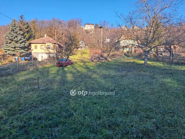 Eladó telek Kerepes 1855 nm