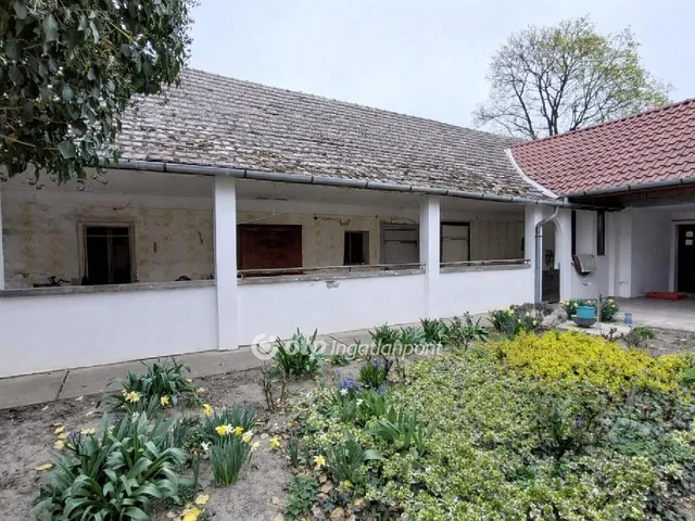 Eladó ház Csongrád 102 nm