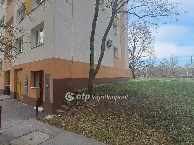 Kiadó kereskedelmi és ipari ingatlan Budapest XI. kerület 80 nm