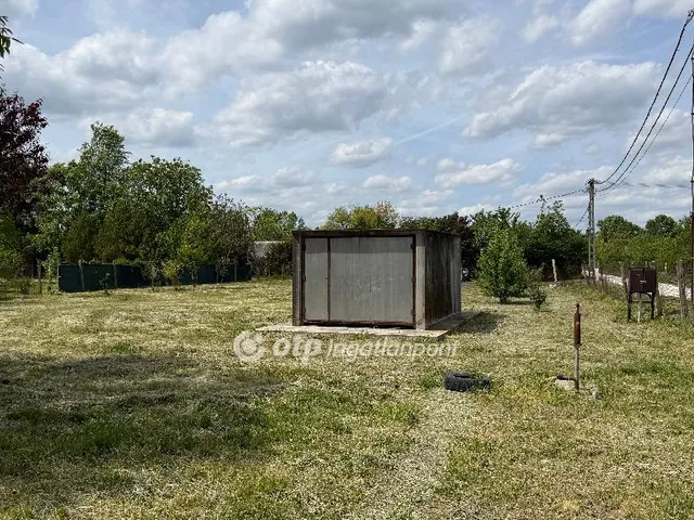 Eladó telek Szentes 1390 nm