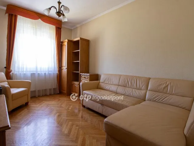 Eladó ház Székesfehérvár 175 nm