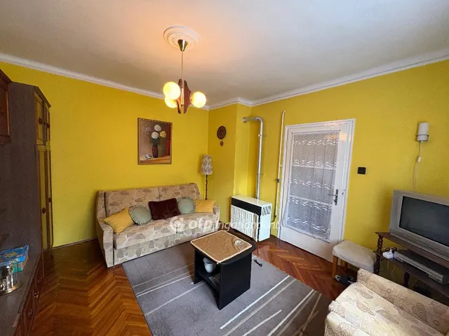 Eladó lakás Csongrád 75 nm