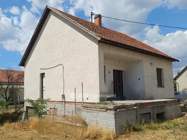 Eladó ház Csongrád 61 nm
