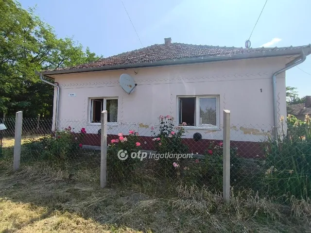 Eladó ház Hunya 65 nm