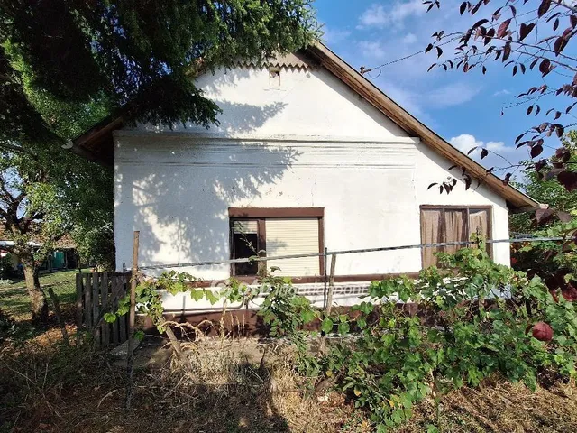 Eladó ház Tiszaörs 74 nm