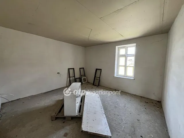 Eladó lakás Szécsény 39 nm
