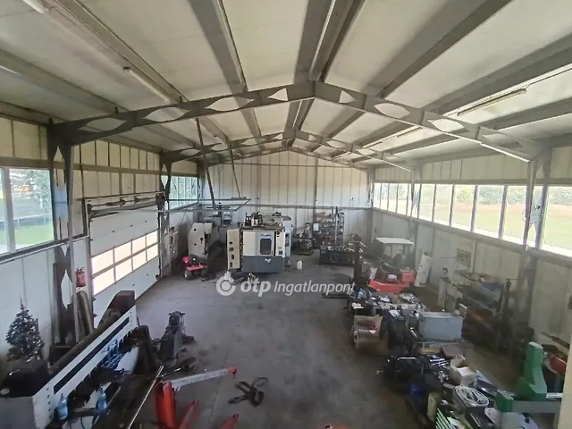 Eladó kereskedelmi és ipari ingatlan Gyomaendrőd 500 nm