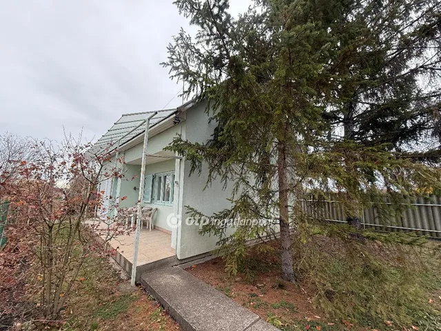 Eladó telek Mezőberény 1270 nm