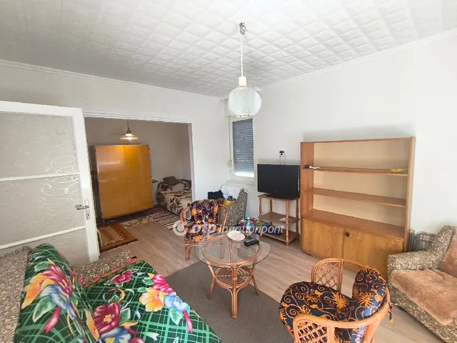 Eladó lakás Mezőtúr 37 nm