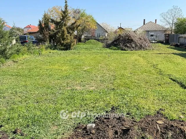 Eladó telek Rákócziújfalu 576 nm