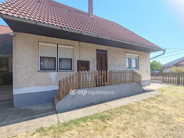 Eladó ház Tószeg 110 nm