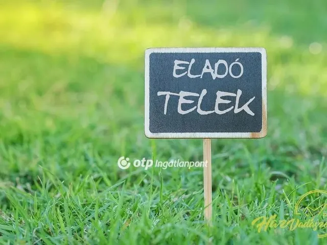 Eladó telek Kisújszállás 8821 nm