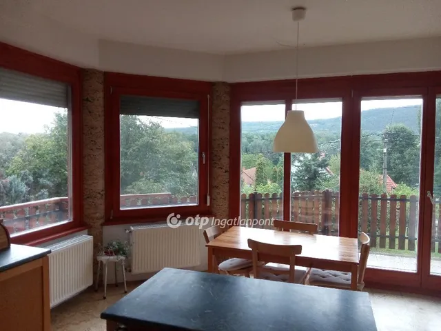 Eladó ház Pilisszentiván 370 nm