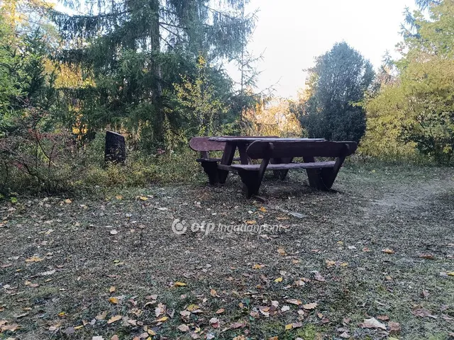 Eladó telek Solymár 921 nm