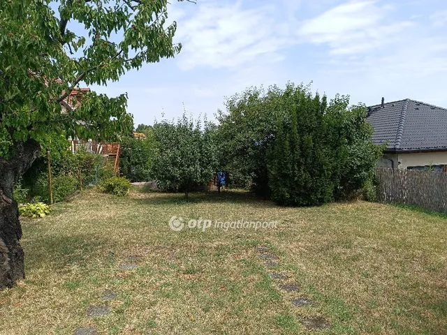 Eladó telek Solymár 544 nm