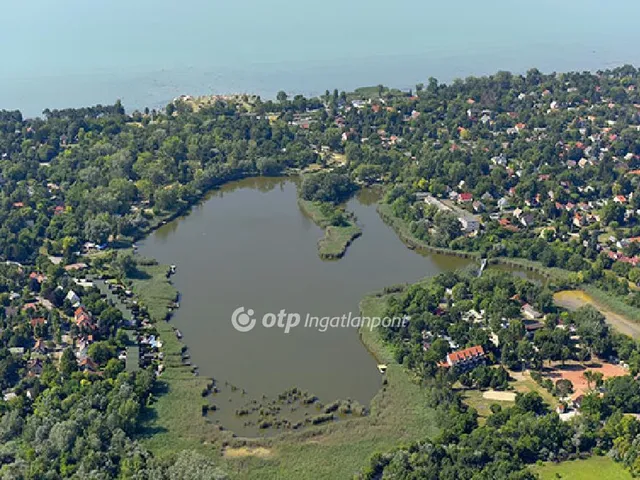 Eladó telek Balatonszabadi 862 nm