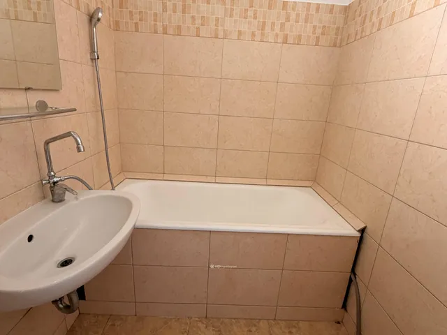 Eladó lakás Budapest III. kerület, Békásmegyer 50 nm