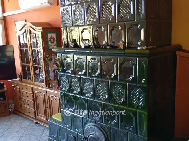 Eladó nyaraló Esztergom 220 nm