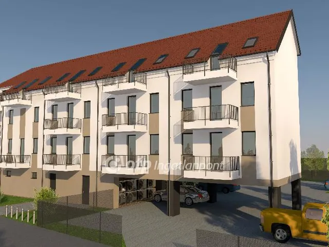 Eladó lakás Pápa, Központ 114 nm