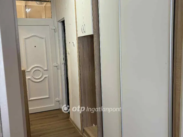 Kiadó lakás Pápa, Tókert 54 nm