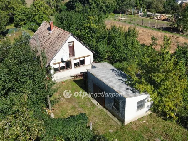 Eladó telek Pápa, Kishegy 47 nm