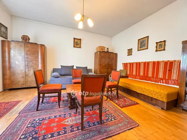 Eladó lakás Pápa 35 nm