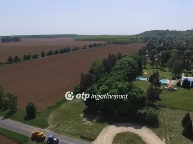 Eladó mezőgazdasági ingatlan Borgáta 3412 nm