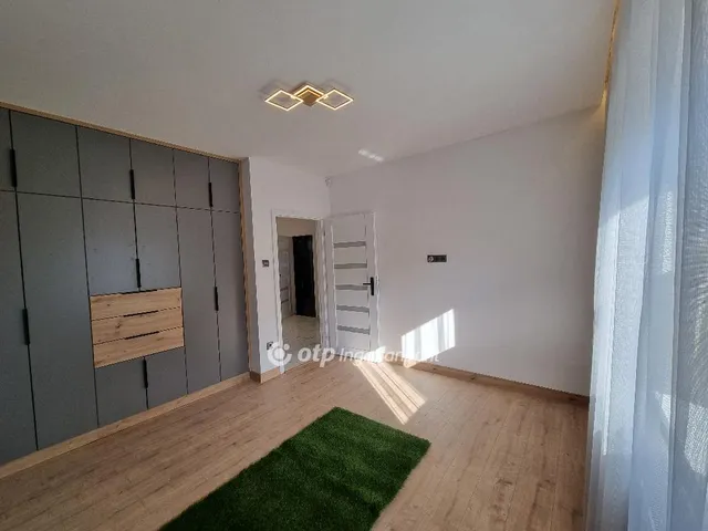 Eladó ház Döbrönte 183 nm