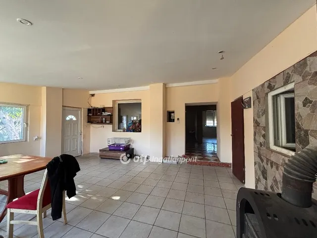 Eladó ház Vinár 107 nm