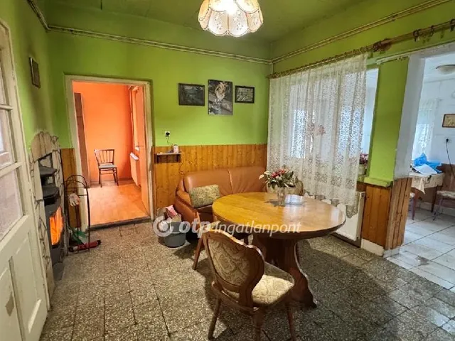 Eladó ház Nemesgörzsöny 90 nm