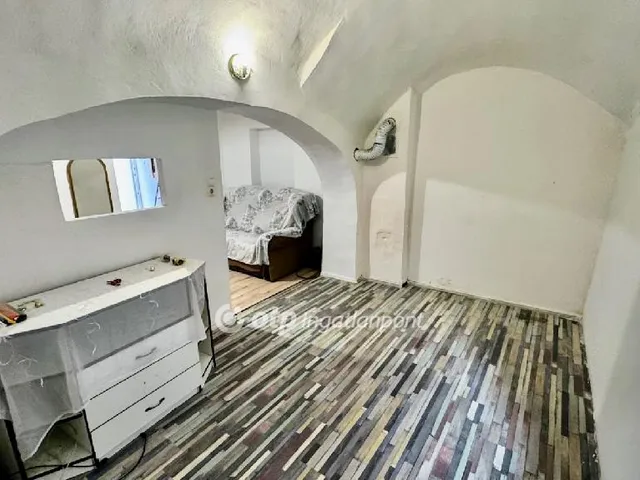 Eladó lakás Pápa, Belváros 70 nm