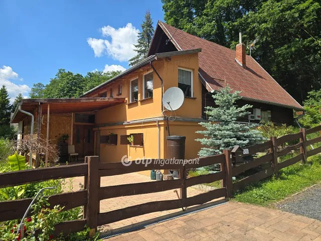 Eladó ház Döbrönte 125 nm