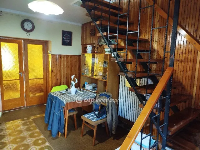 Eladó ház Pápa, Belváros 136 nm