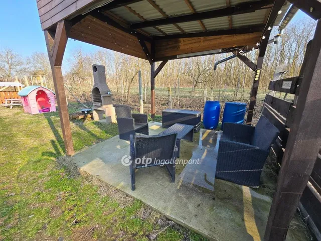 Eladó mezőgazdasági ingatlan Vaszar 417 nm