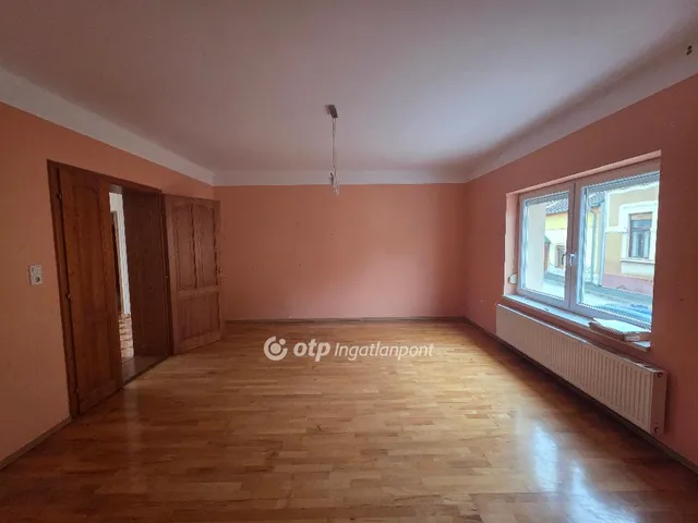 Eladó ház Pápa 122 nm