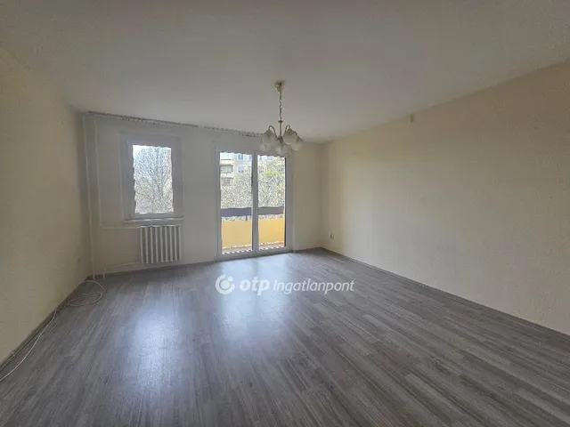 Eladó lakás Ajka 54 nm