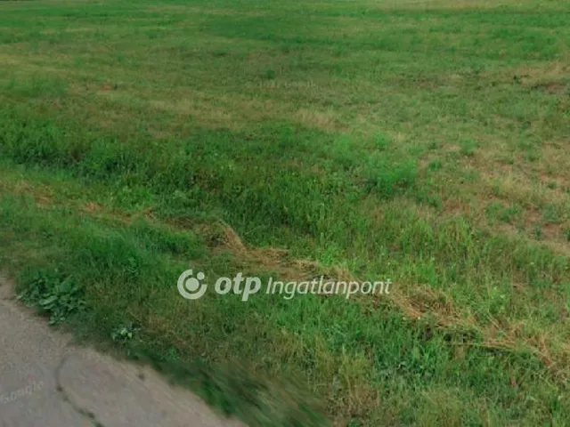 Eladó telek Tápiószele 1439 nm