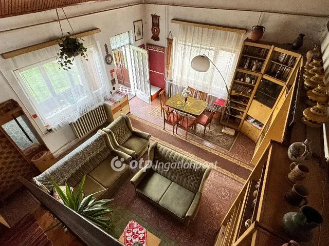 Eladó lakás Pápa, Erzsébetváros 118 nm