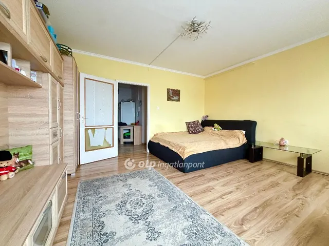 Eladó lakás Pápa 42 nm