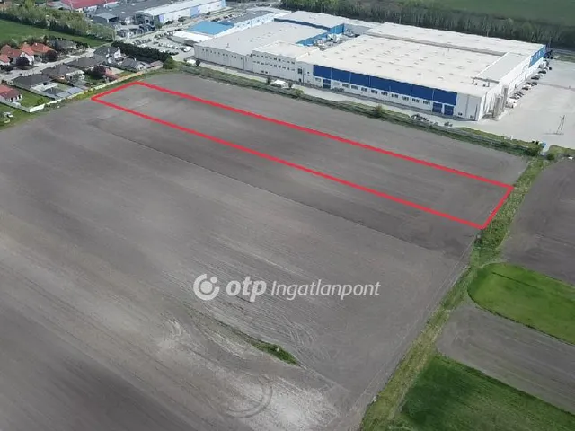 Eladó mezőgazdasági ingatlan Pápa 5480 nm