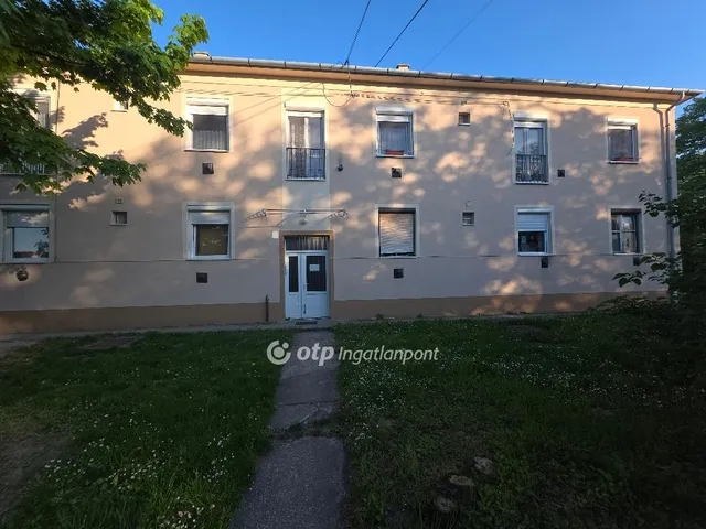 Eladó lakás Pápa 52 nm