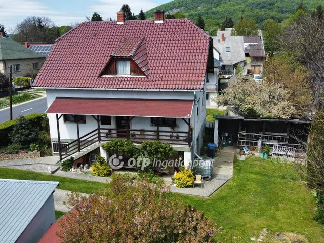 Eladó ház Pénzesgyőr 135 nm