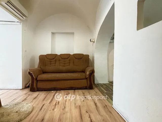 Eladó lakás Pápa 70 nm