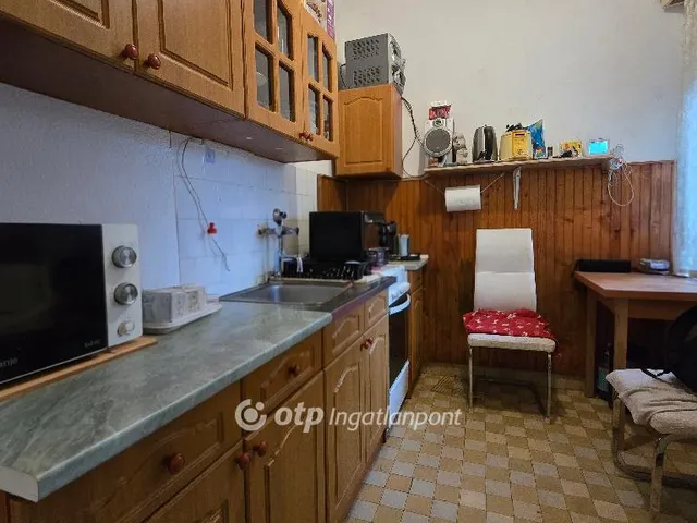 Eladó lakás Pápa 38 nm